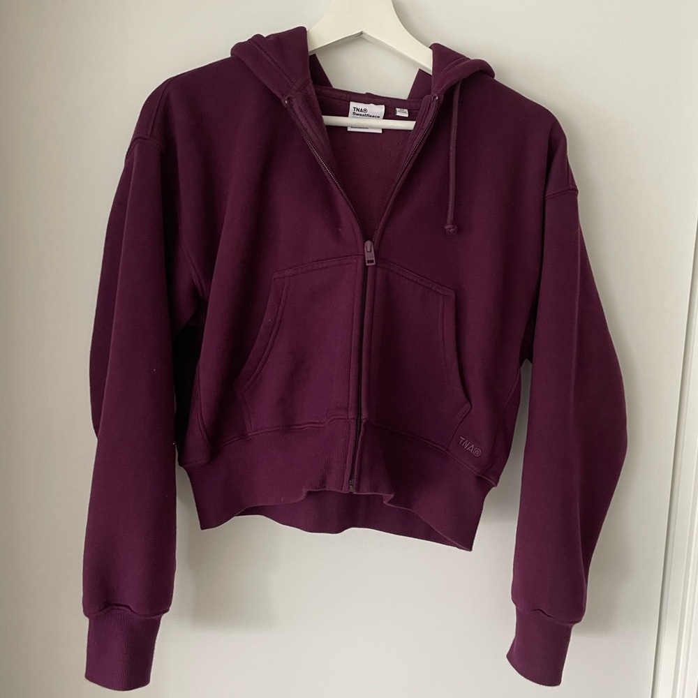 COPY - Aritzia TNA Cozy Fleece Boyfriend Boxy Zip Hoodie XS Potent Purple